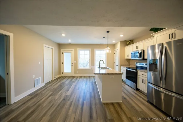 $219,900 | 1014 Sweet Amy Way, Sellersburg, IN 47172