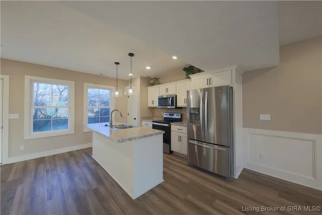 $219,900 | 1014 Sweet Amy Way, Sellersburg, IN 47172