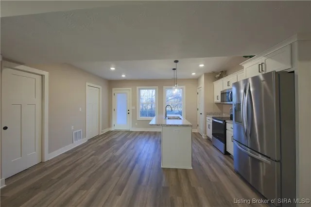 $219,900 | 1014 Sweet Amy Way, Sellersburg, IN 47172