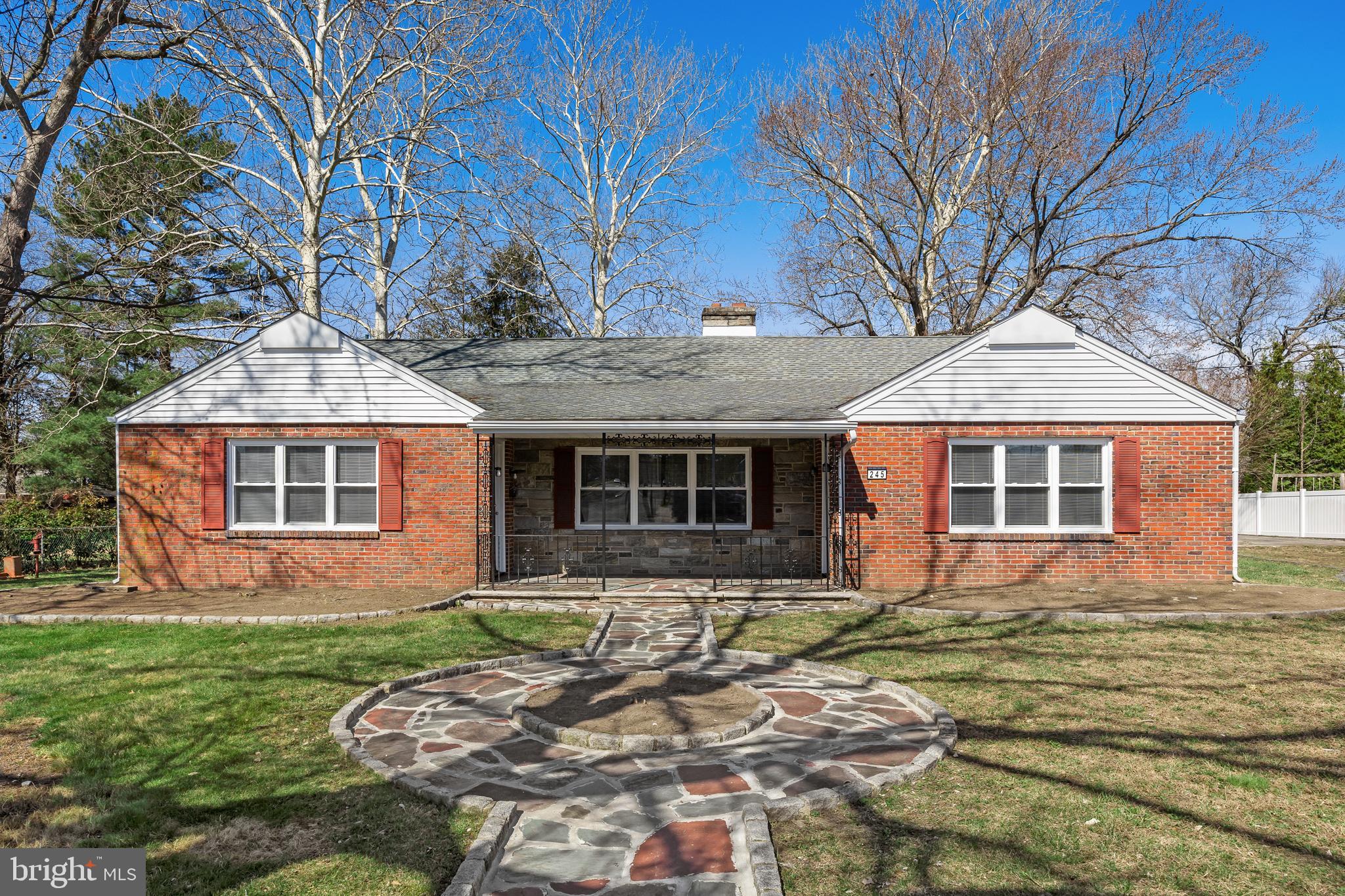 245 Gibbsboro Road Clementon, NJ 08021 - Photo 1 of 30