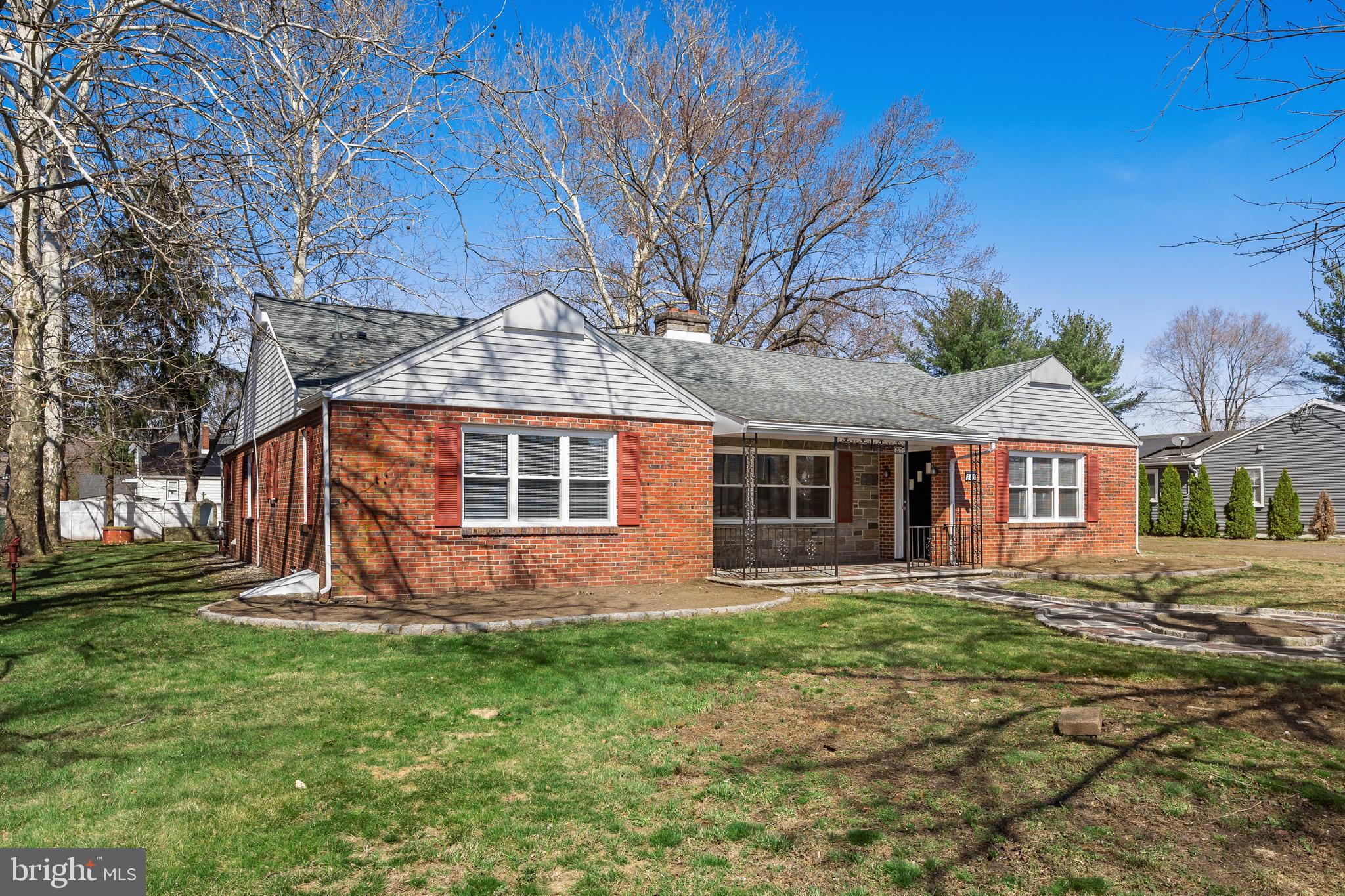 245 Gibbsboro Road Clementon, NJ 08021 - Photo 2 of 30