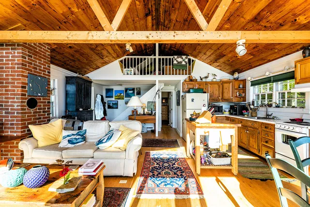 $1,250,000 | 68 Norton Pond Road, Lincolnville, ME 04849