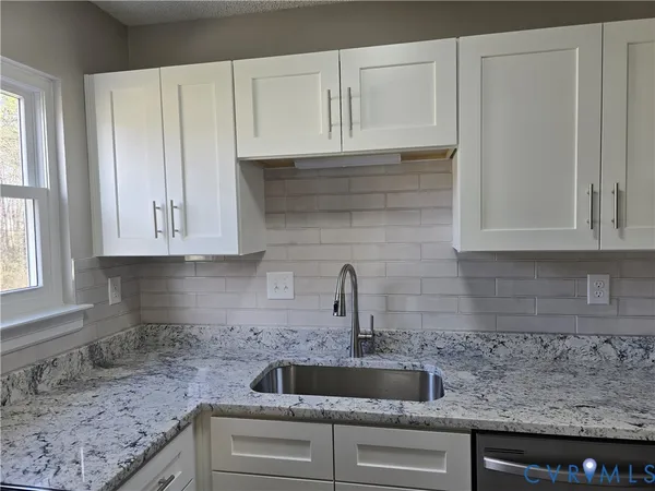 $2,550 | 10200 Stroud Lane, Chesterfield, VA 23236