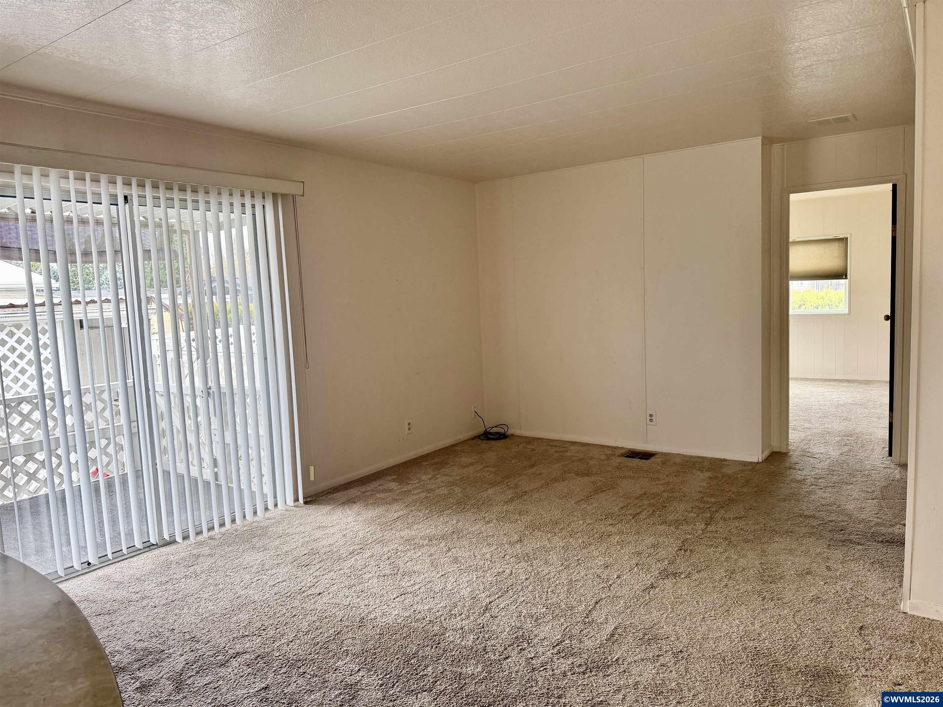 5422 Portland Road Northeast, Unit 24 Salem, OR 97305 - Photo 16 of 36