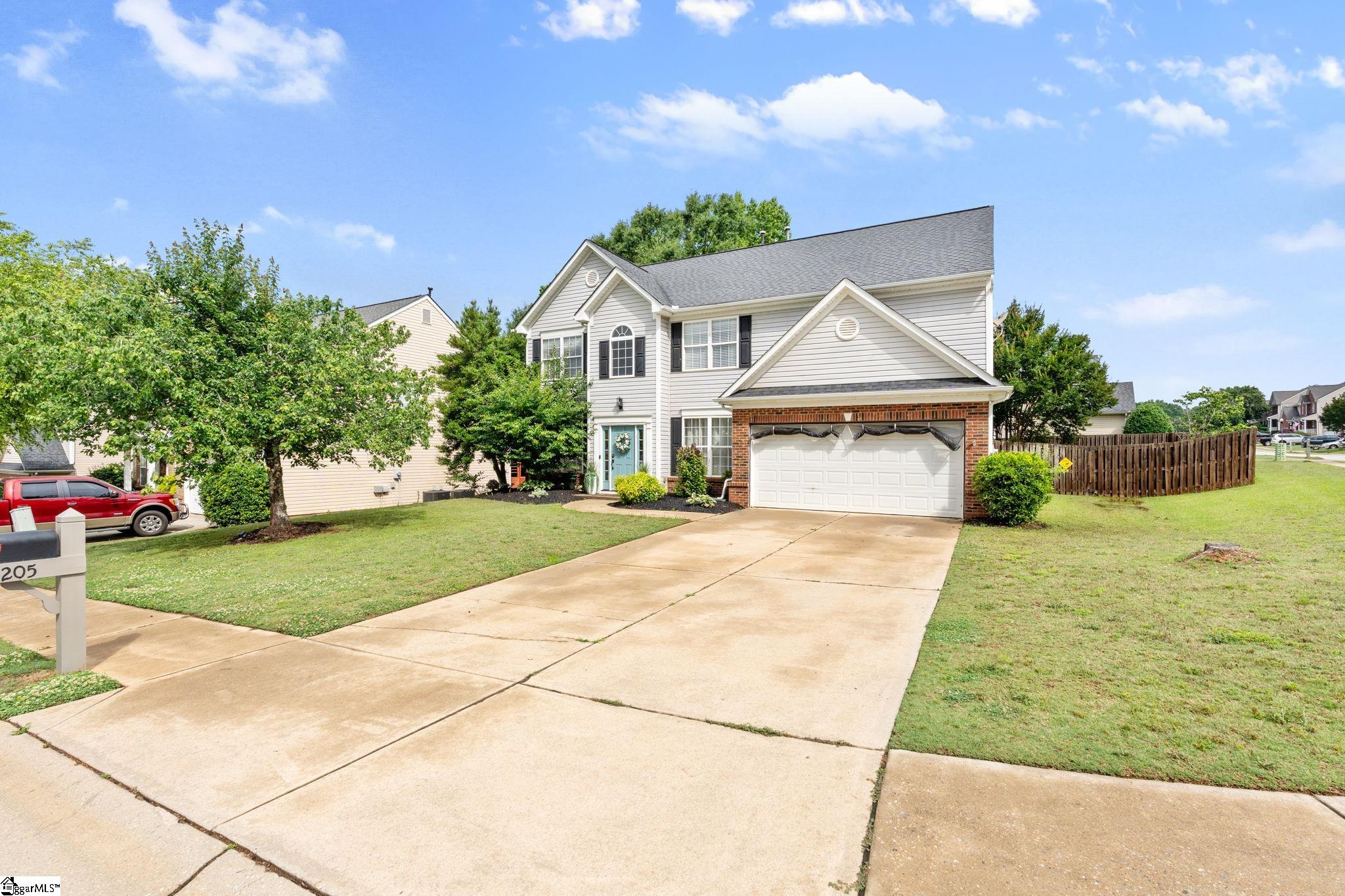 205 Tulip Tree Lane Simpsonville, SC 29680 - Photo 3 of 33