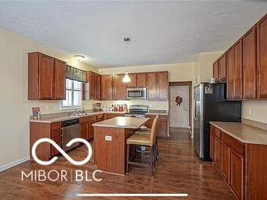 $2,050 | 941 Kimberly Avenue, Westfield, IN 46074