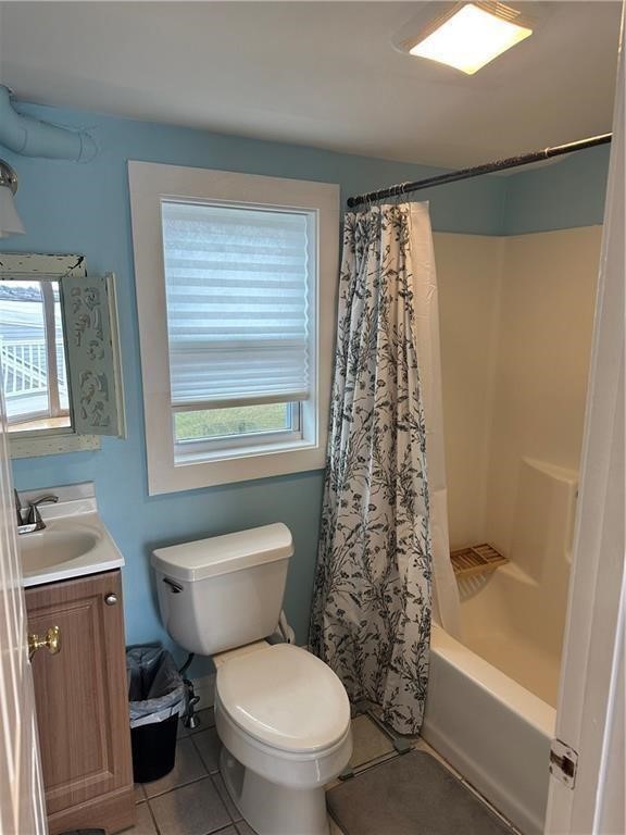 17 Crescent Road Middletown, RI 02842 - Photo 17 of 22 Gallery Image 17
