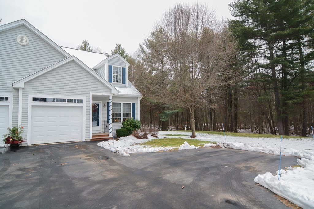 6 Blackburn Road, Unit 6 Windham, NH 03087 - Photo 2 of 42