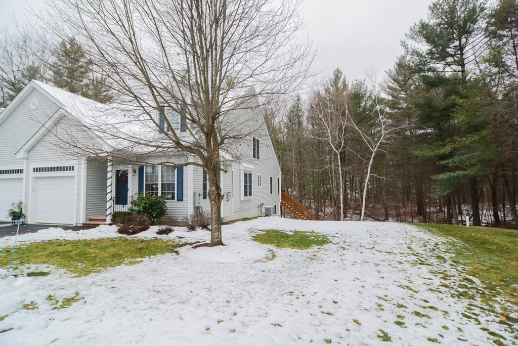 6 Blackburn Road, Unit 6 Windham, NH 03087 - Photo 3 of 42