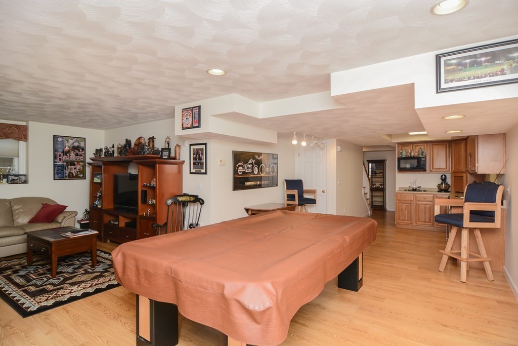6 Blackburn Road, Unit 6 Windham, NH 03087 - Photo 36 of 42
