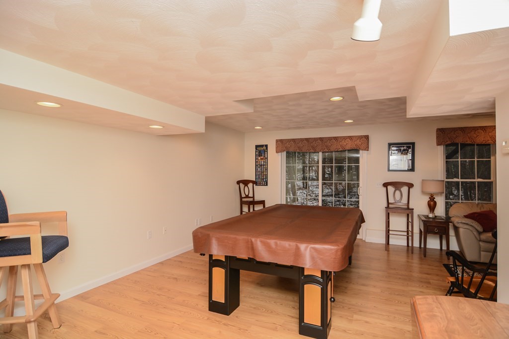6 Blackburn Road, Unit 6 Windham, NH 03087 - Photo 37 of 42