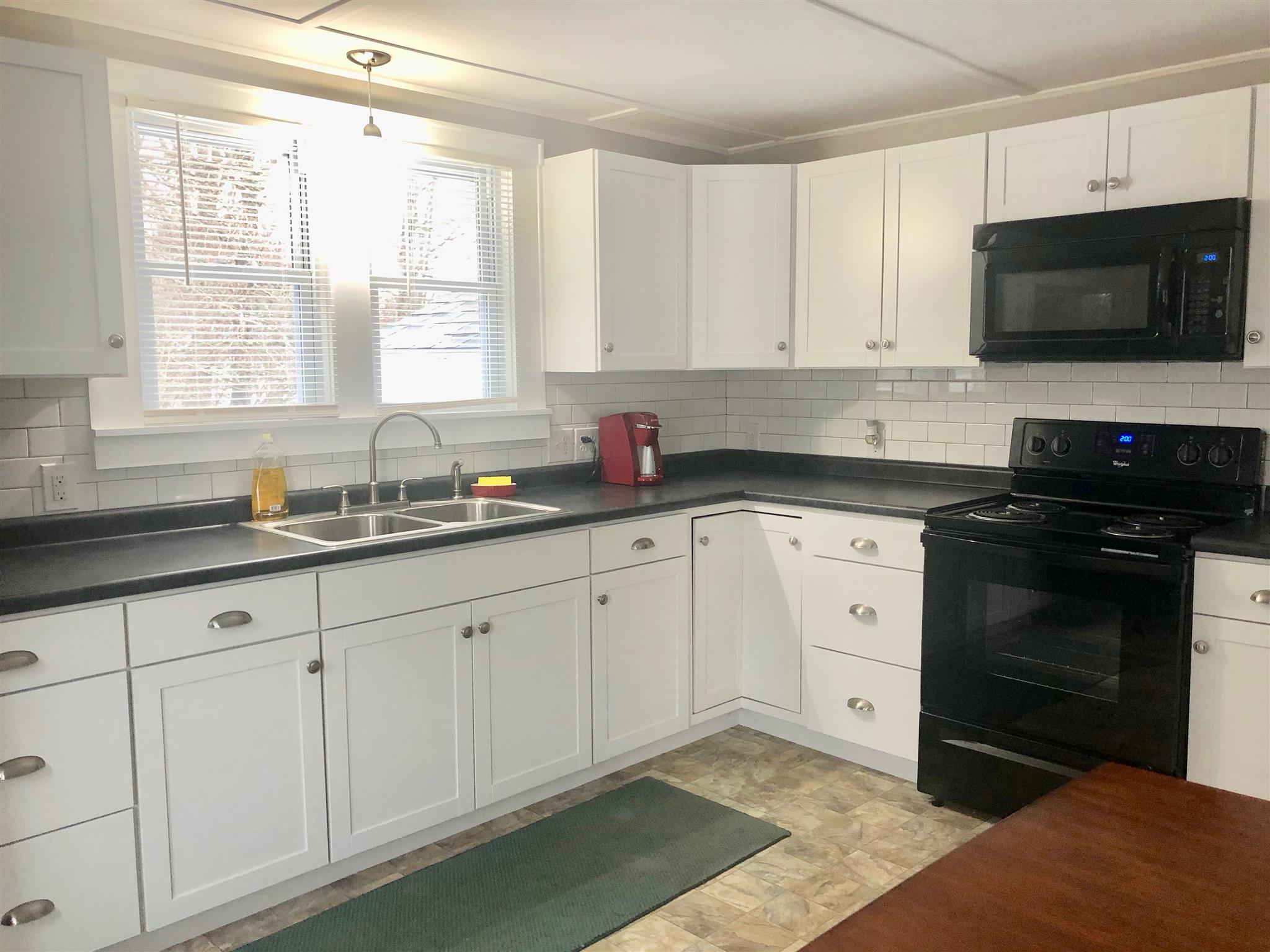 469 Portland Street Rochester, NH 03867 - Photo 7 of 14