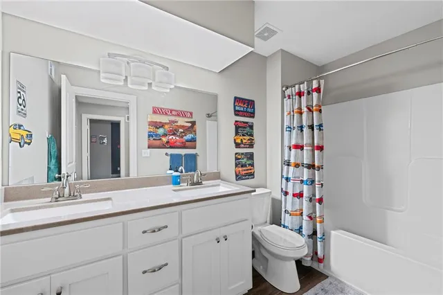 $389,000 | 23504 East 11th Terrace South, Independence, MO 64056