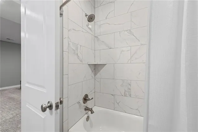 $389,000 | 23504 East 11th Terrace South, Independence, MO 64056