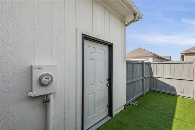 $389,000 | 23504 East 11th Terrace South, Independence, MO 64056