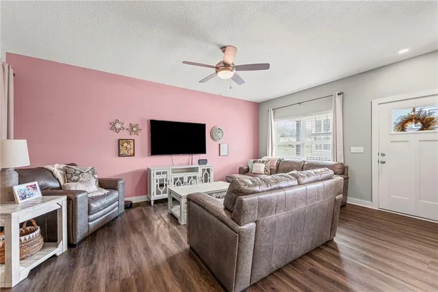 $389,000 | 23504 East 11th Terrace South, Independence, MO 64056