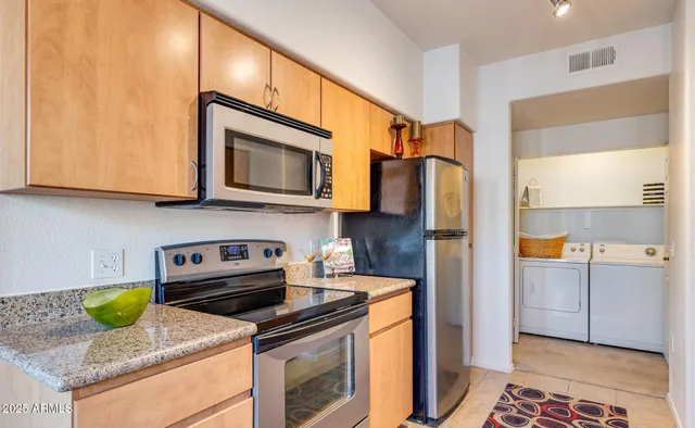 $1,599 | 2400 North Bullard Avenue, Unit 2, Goodyear, AZ 85395