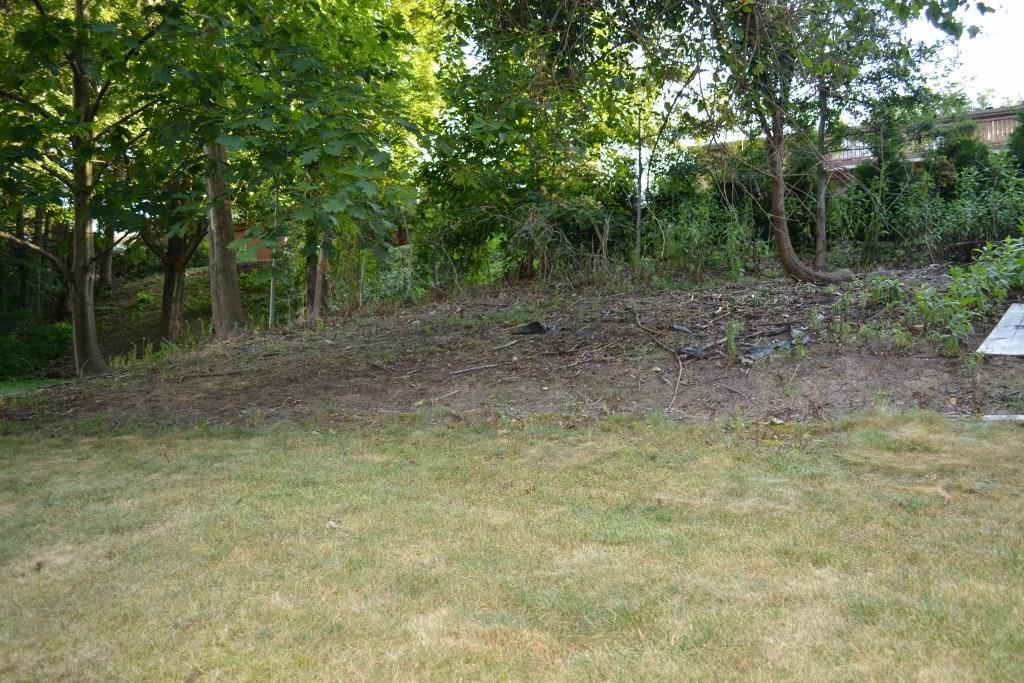 104 Cascade Road Forest Hills, PA 15221 - Photo 19 of 25 Gallery Image 19