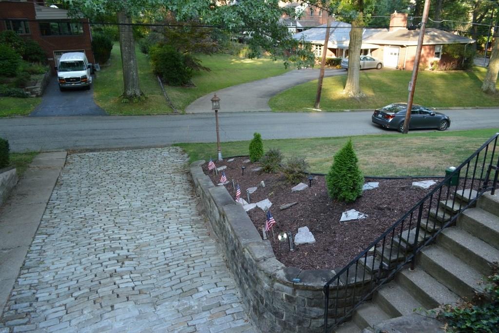 104 Cascade Road Forest Hills, PA 15221 - Photo 21 of 25 Gallery Image 21