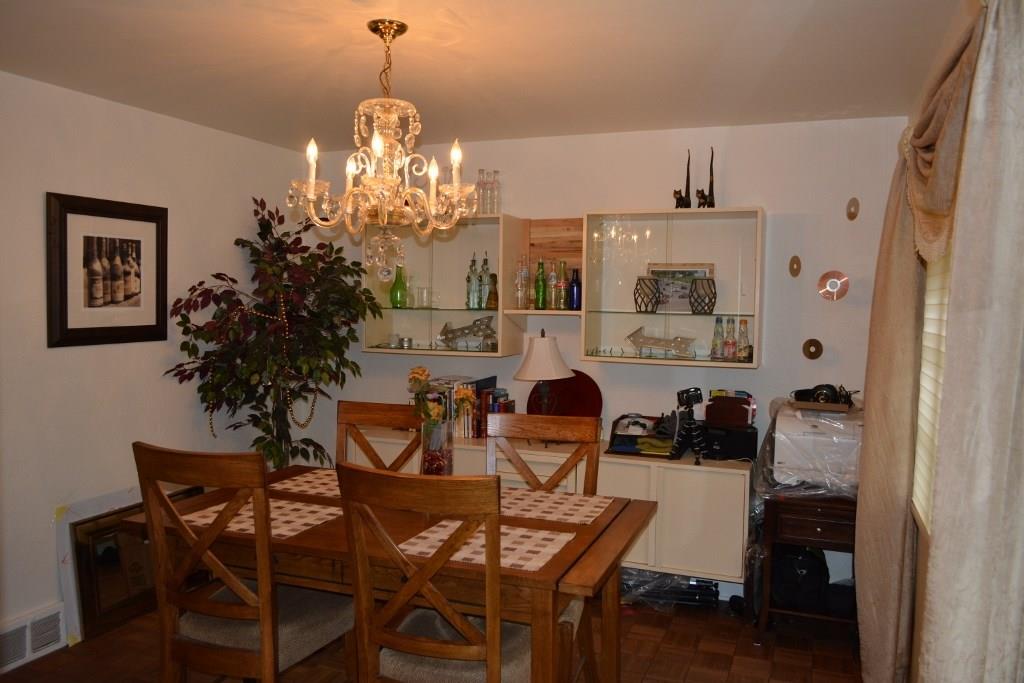 104 Cascade Road Forest Hills, PA 15221 - Photo 7 of 25 Gallery Image 7
