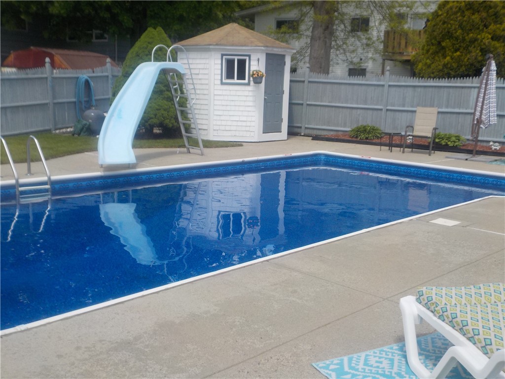 72 Wayne Road Woonsocket, RI 02895 - Photo 12 of 15