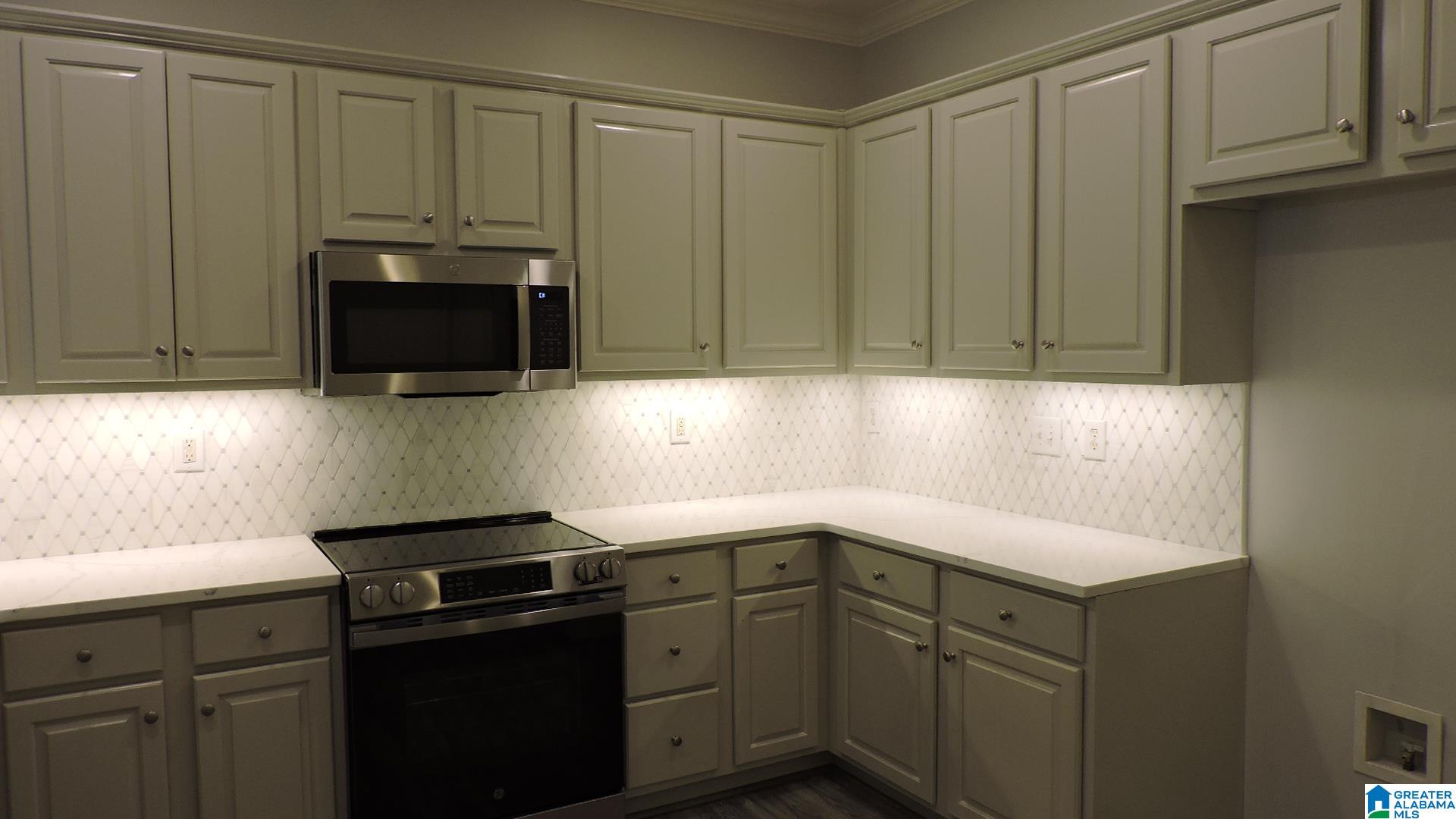 425 Ballantrae Road Pelham, AL 35124 - Photo 12 of 26