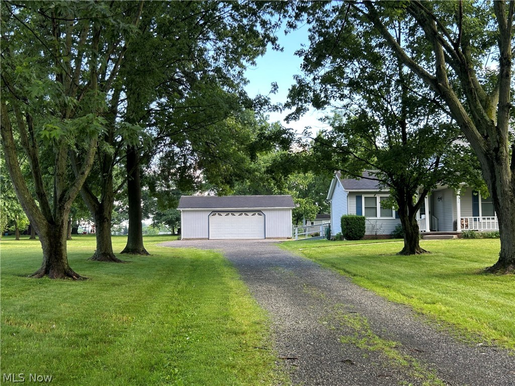 4330 Laubert Road Atwater, OH 44201 - Photo 2 of 20
