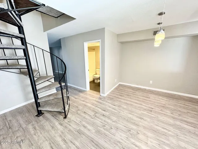 $1,695 | 1425 East Desert Cove Avenue, Unit 2, Phoenix, AZ 85020