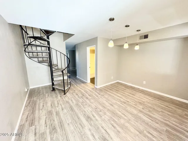 $1,695 | 1425 East Desert Cove Avenue, Unit 2, Phoenix, AZ 85020