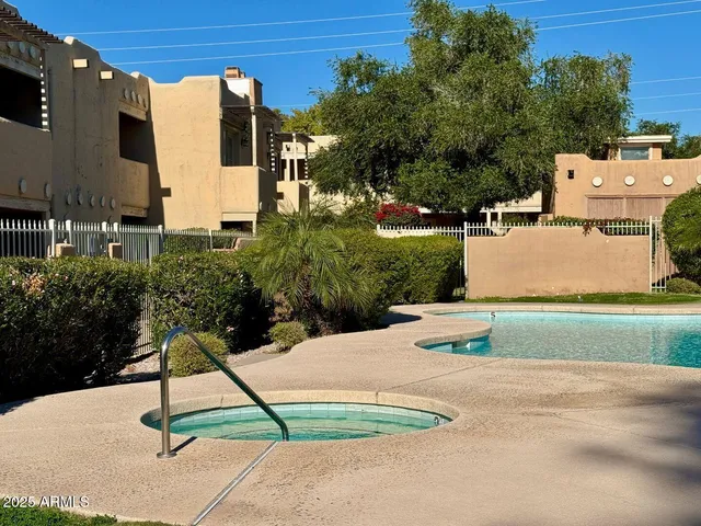 $1,695 | 1425 East Desert Cove Avenue, Unit 2, Phoenix, AZ 85020