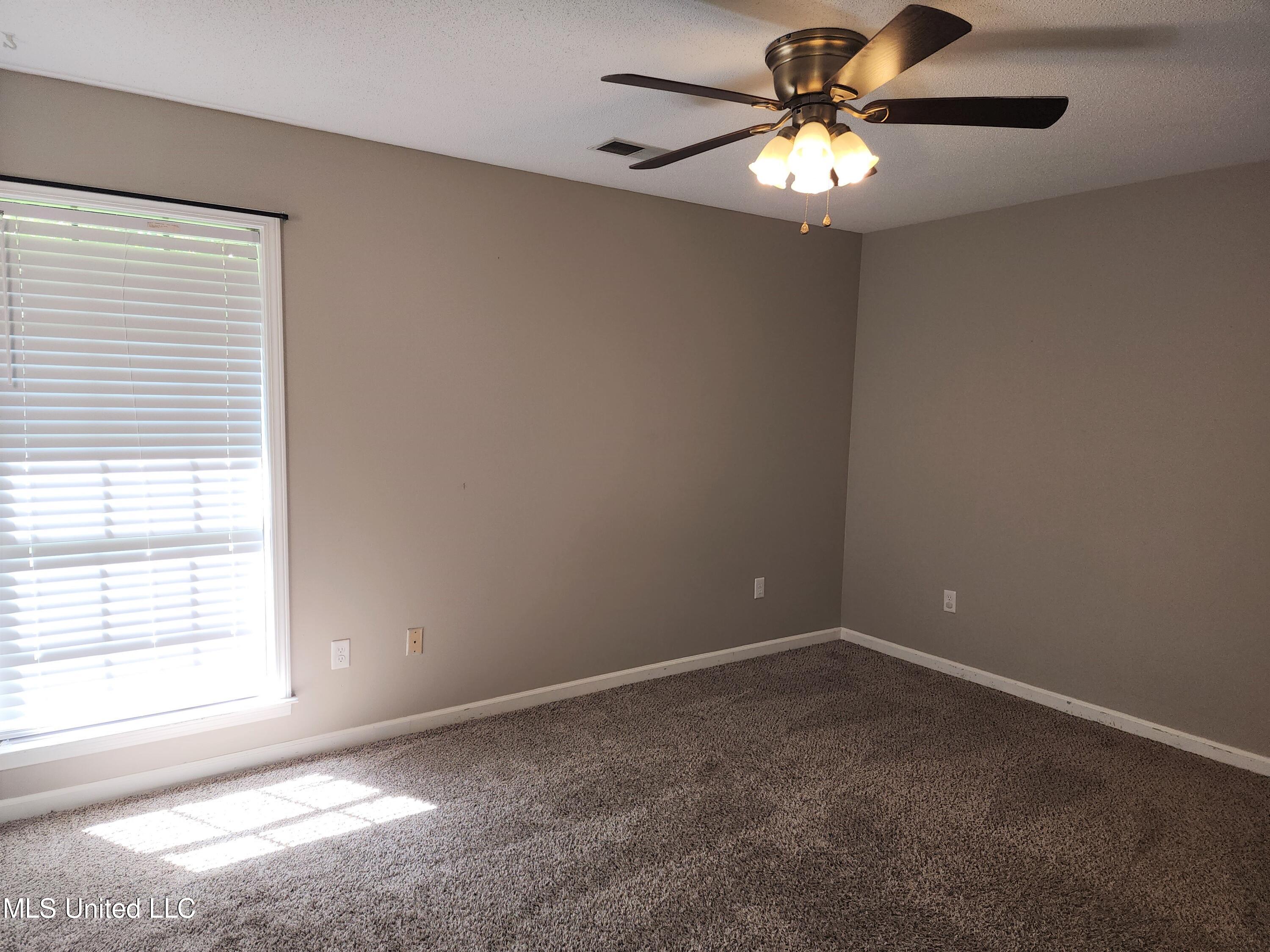6901 Alexander Road Olive Branch, MS 38654 - Photo 10 of 15 Primary Bedroom