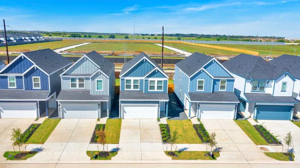 $2,225 | 10316 Penryn Frst Trail, Houston, TX 77051