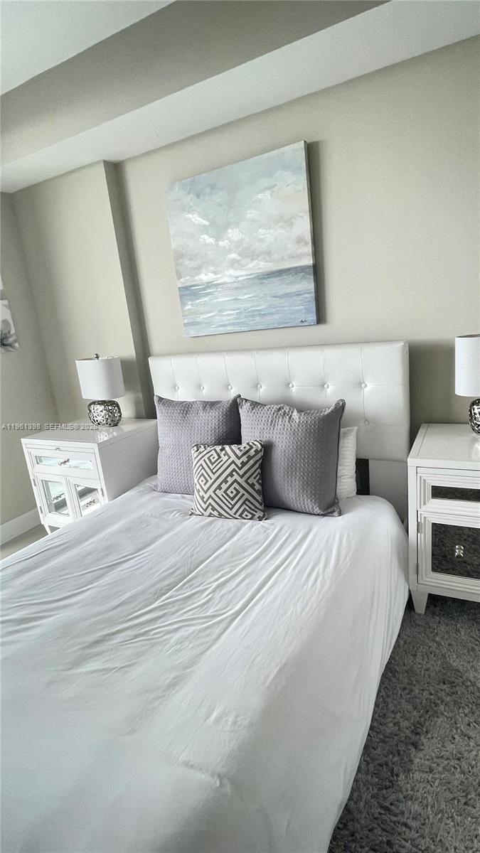 79 Southwest 12th Street, Unit 3412S Miami, FL 33130 - Photo 2 of 15