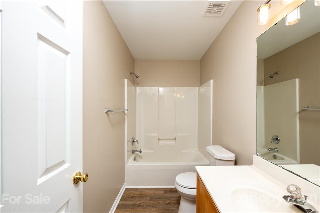 840 Knightsbridge Road Fort Mill, SC 29708 - Photo 24 of 32 a bathroom with a sink toilet and shower