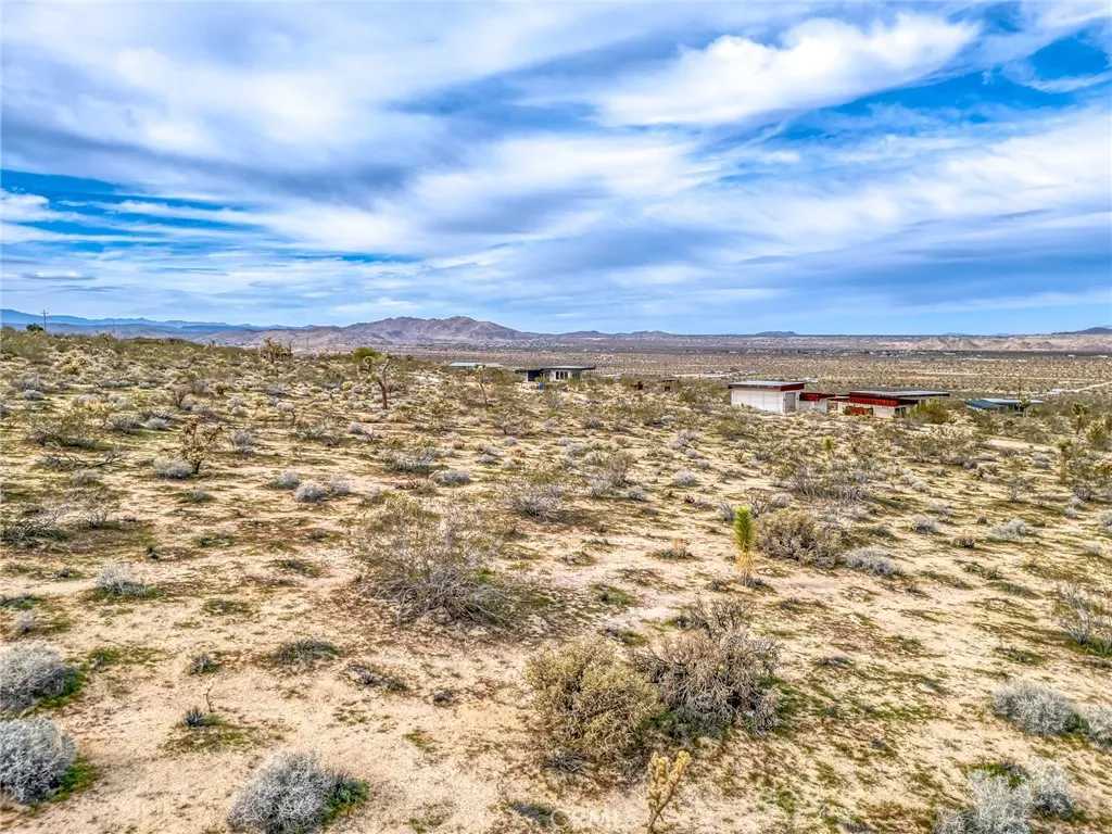 130 Hollinger Road Joshua Tree, CA 92252 - Photo 20 of 41