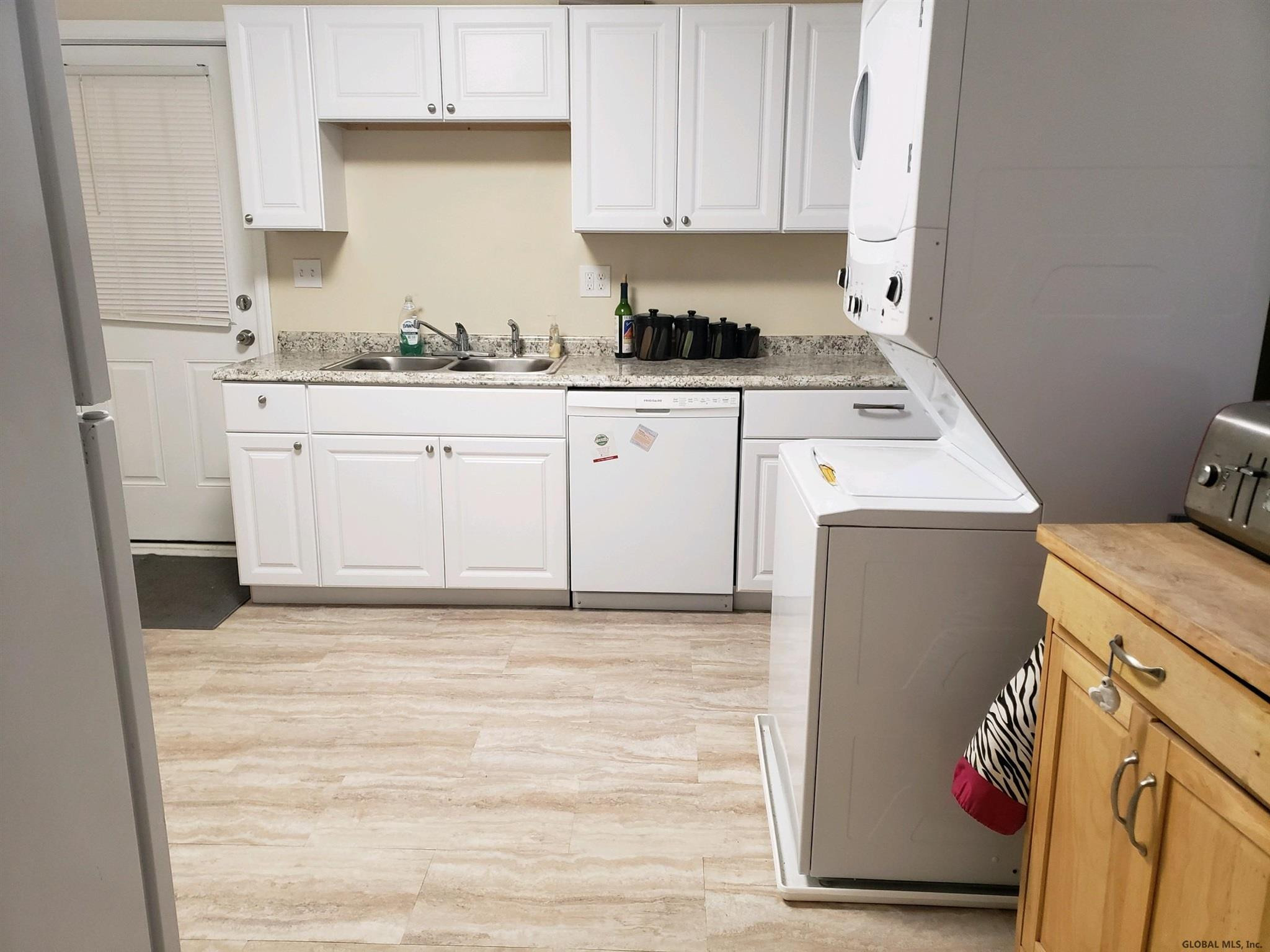 3 Vly Road Colonie, NY 12205 - Photo 19 of 30 Photo 19