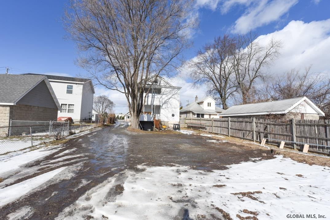 3 Vly Road Colonie, NY 12205 - Photo 2 of 30 Photo 2