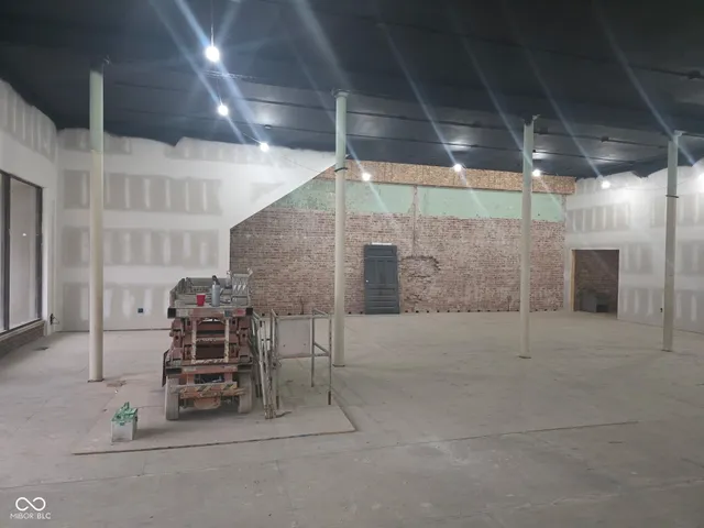 $75,000 | 36 East Main Street, Knightstown, IN 46148