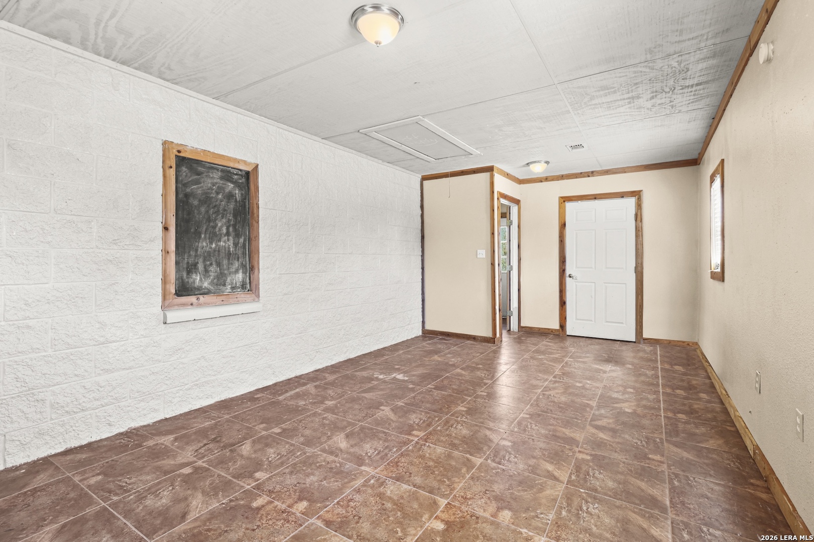 146 Exotic Bandera, TX 78003 - Photo 13 of 42