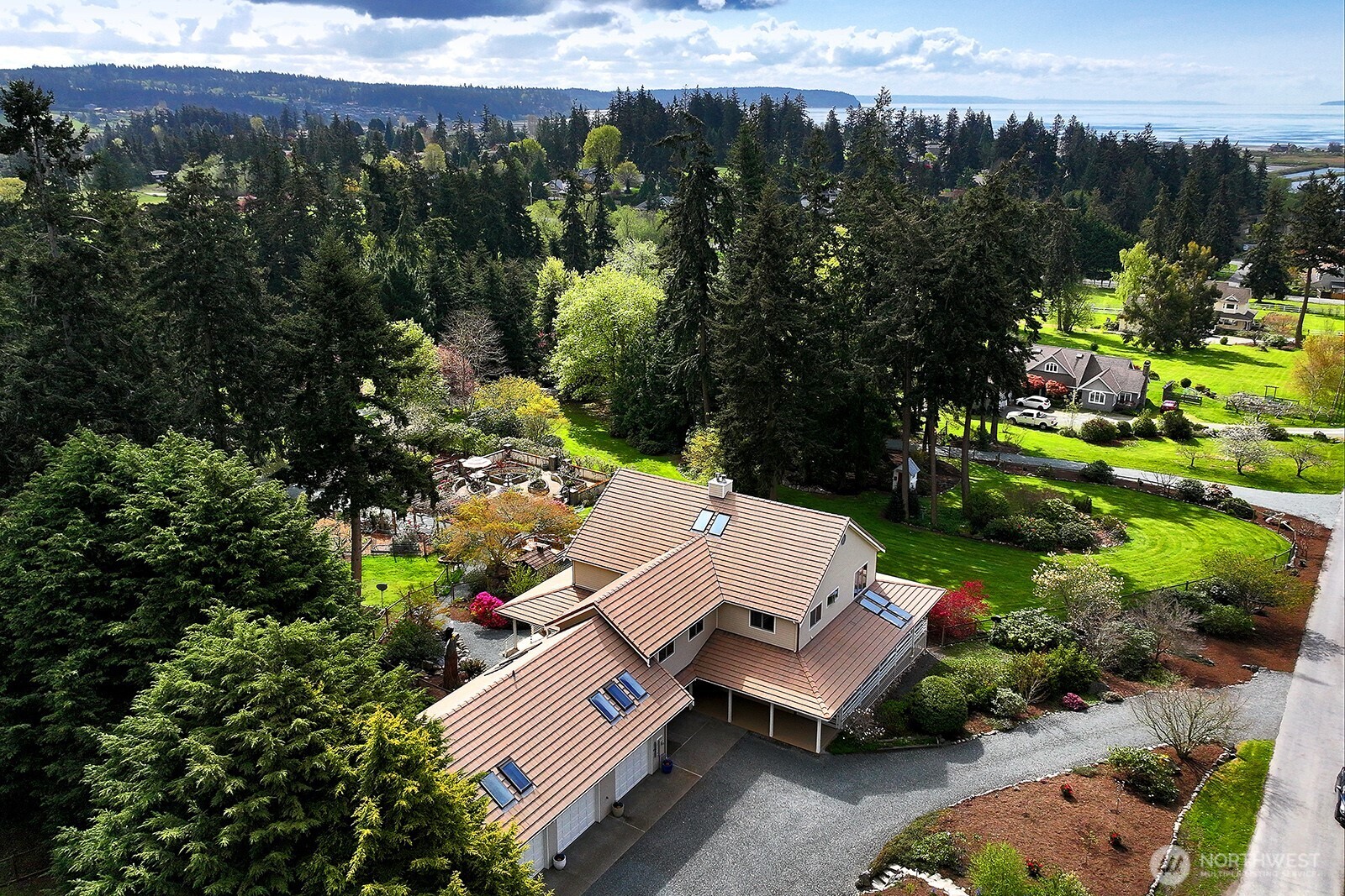 5741 Crow Haven Road Langley, WA 98260 - Photo 3 of 40