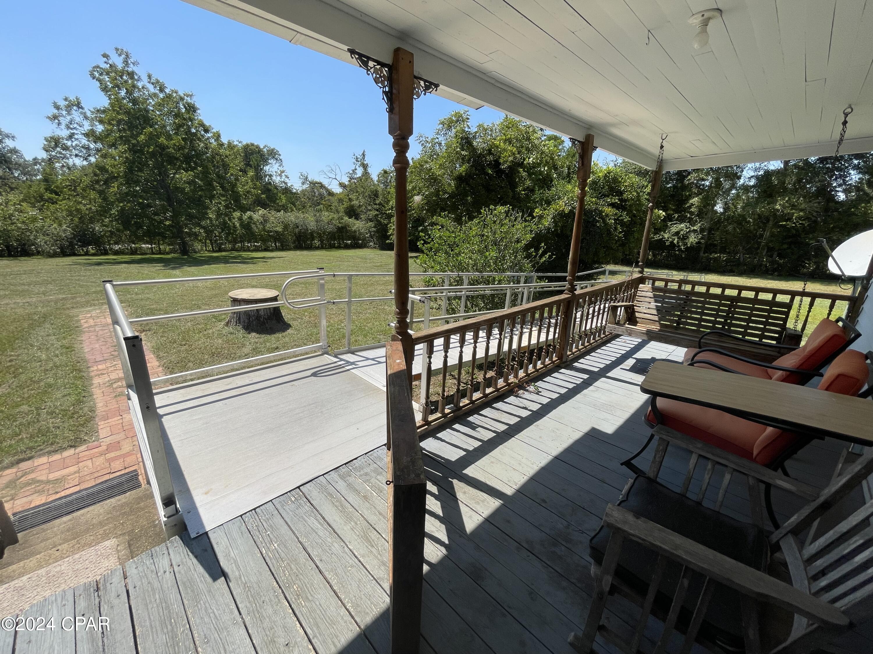 2194 Bethlehem Road Cottondale, FL 32431 - Photo 6 of 10