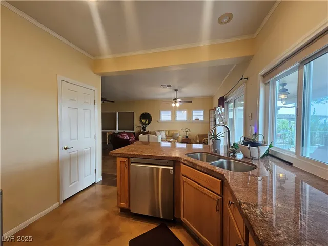 $4,000 | 10517 India Hawthorn Avenue, Las Vegas, NV 89144