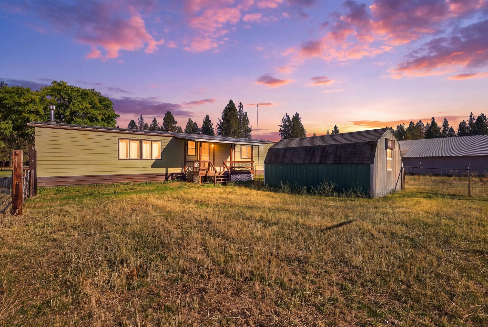 21221 North Myrtle Road Colbert, WA 99005 - Photo 2 of 42 Gallery Image 2