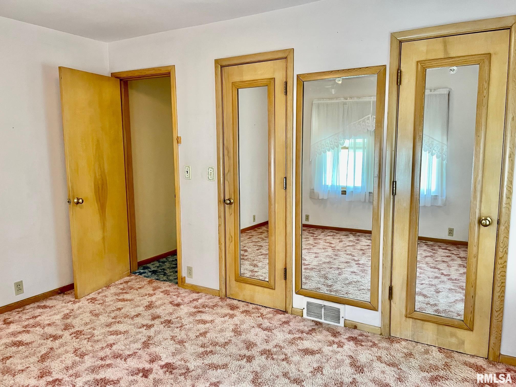 8 Alberta Lane Springfield, IL 62704 - Photo 19 of 26 Gallery Image 19