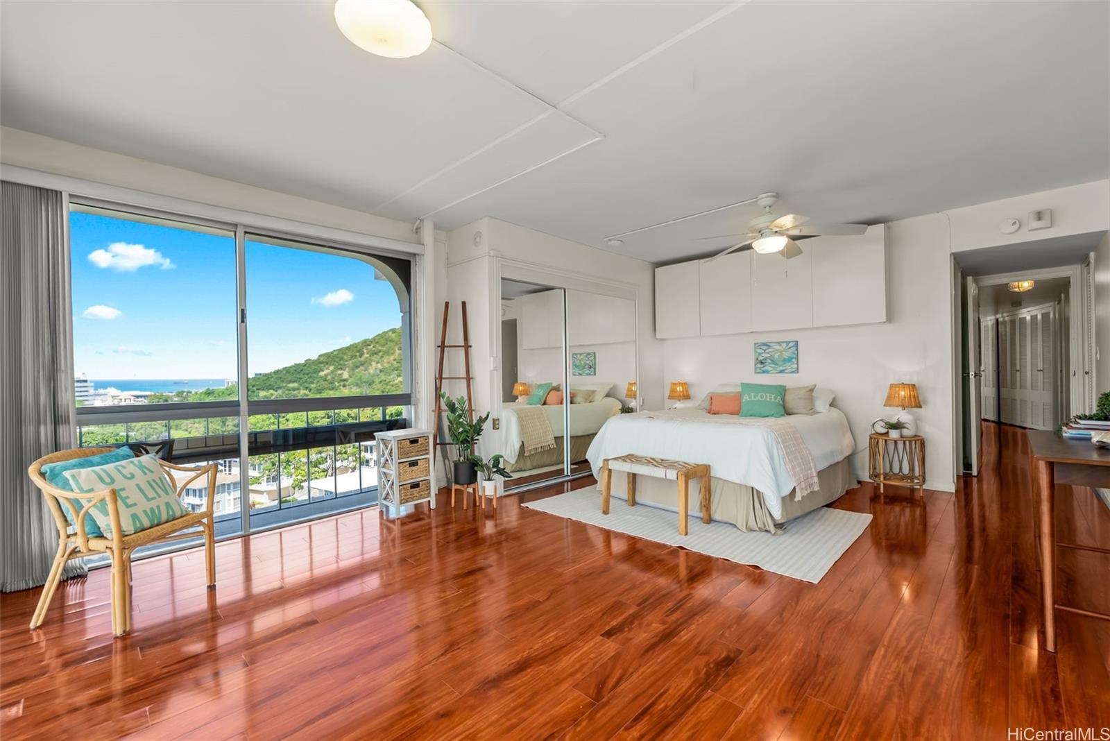 1022 Prospect Street, Unit 902B Honolulu, HI 96822 - Photo 14 of 25
