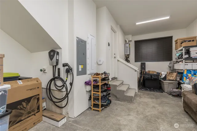 $594,950 | 32779 Madrona Avenue Southeast, Black Diamond, WA 98010