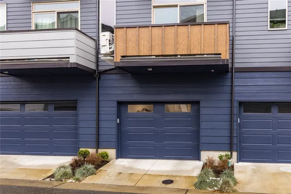 $594,950 | 32779 Madrona Avenue Southeast, Black Diamond, WA 98010
