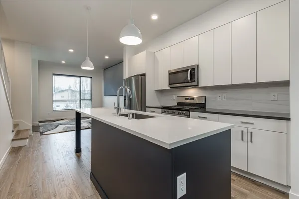 $594,950 | 32779 Madrona Avenue Southeast, Black Diamond, WA 98010
