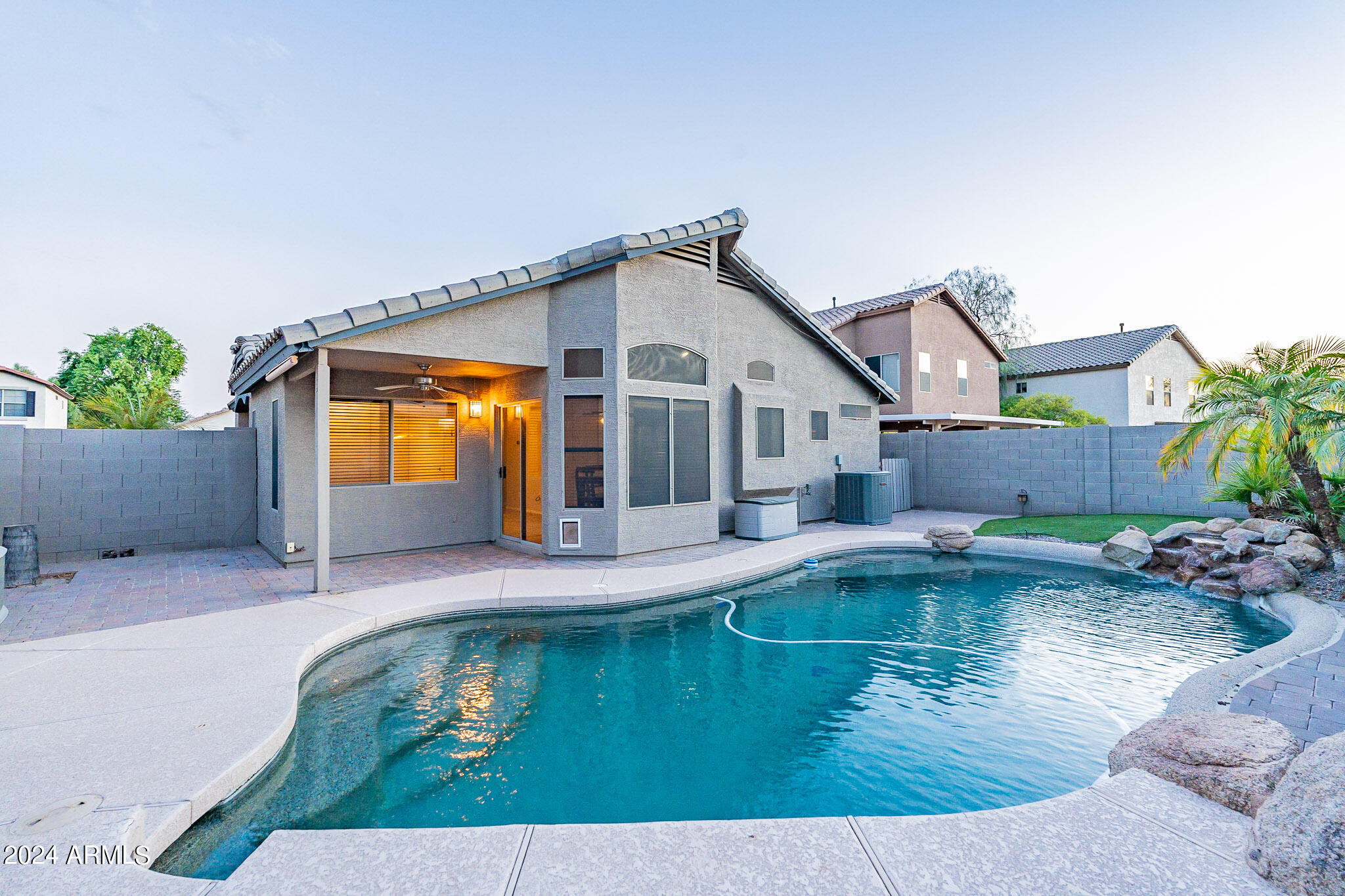 1774 East Del Rio Street Gilbert, AZ 85295 - Photo 25 of 32 73-web-or-mls-Del-twilight-11