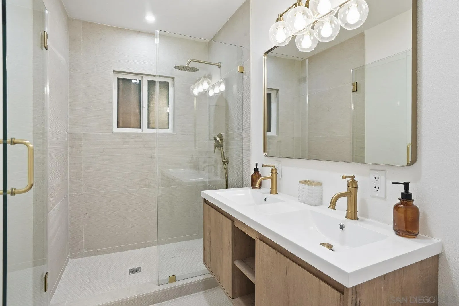 7427 Margerum Avenue San Diego, CA 92120 - Photo 22 of 37